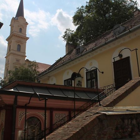 Zwinger Apartman Sopron Bagian luar foto