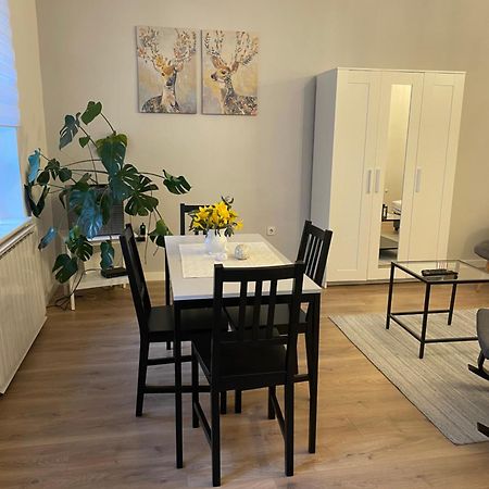 Zwinger Apartman Sopron Bagian luar foto