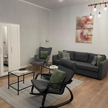 Zwinger Apartman Sopron Bagian luar foto